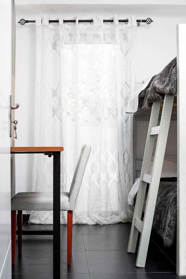 Filippos Acharnes Elegance Lägenhet Exteriör bild